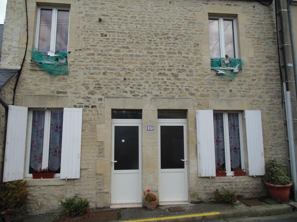 Апартаменты Maison En Pierre Пор-ан-Бессен-Юппен Экстерьер фото